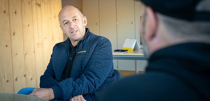 A portrait of Warth’s mayor, Stefan Strolz.