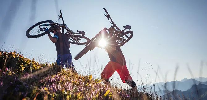 Bike & Hike.