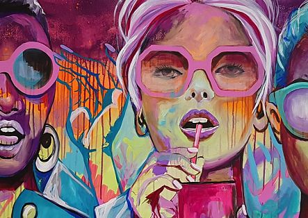 Buntes Pop-Art-Gemälde mit einer Frau mit großer Brille, die einen Drink mit Strohhalm hält.