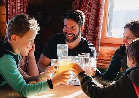 mobile-familienskitag-in-warth-schroecken-122