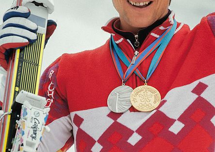 Hubert Strolz bei der Siegerehrung der Olympischen Spiele.
