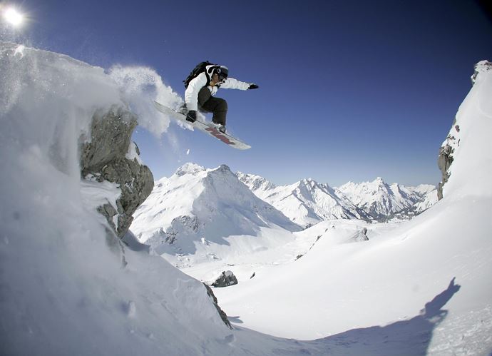 W-S Snowboarder Jump