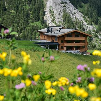 Lux Alp Chalet