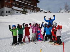 Kinderschnee_Skischule