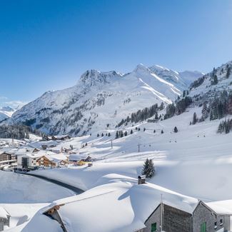 Ski ticket shop Steffisalp Warth