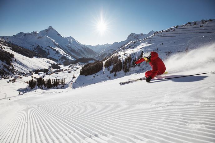 Adult private course ski, snowboard & cross-country ski