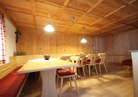 KINDERSCHNEE, Apartment, shower, toilet, 4 or more bed rooms