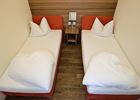 4=3, Familien Suite I