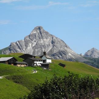 From Steffisalp-Express via Bürstegg to Körbersee to Schröcken/Nesslegg